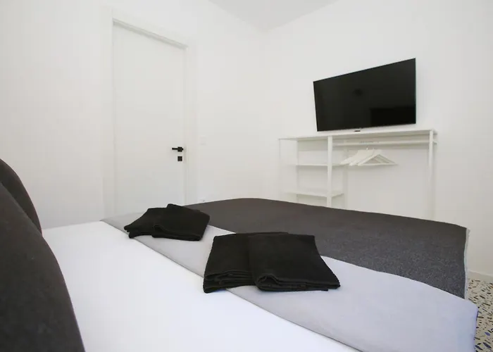 Ula Premium ,free Private Parking Apartament *